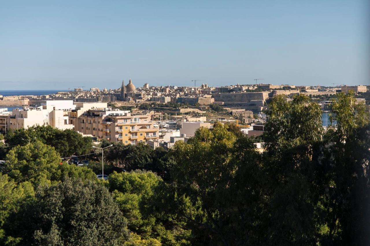Spacious, Modern & Cosy 2 Bedroom 2 Bathroom Apartment - St. Julians سانت جوليان المظهر الخارجي الصورة